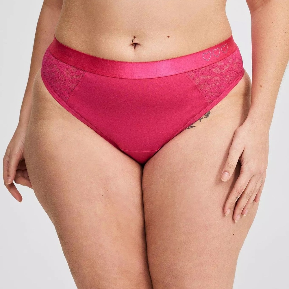 Torrid Panties 00X M Pink Thong Rhinestone Hearts Mid Rise Cotton Lace New